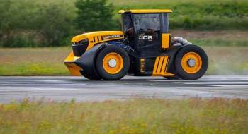 Трактор Fastrac перетворили на суперкар і встановили світовий рекорд швидкості Рис.1