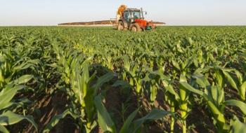 Представлено технологію, яка мінімізує знос пестицидів та підвищує ефективність обробок посівів Рис.1