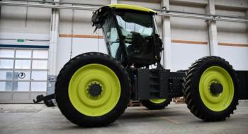 Компанія H2Trac представила новий дизель-електричний трактор Eox-175 Рис.1