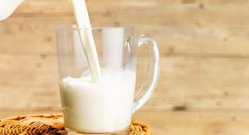 В Україні за останній місяць значно зріс випуск свіжої молочної продукції Рис.1