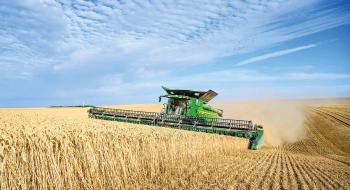 John Deere відзначає 75-річчя самохідних зернозбиральних комбайнів Рис.1