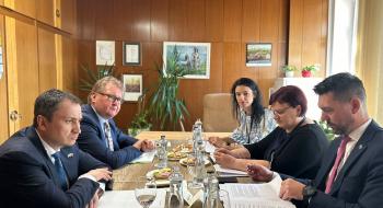 Словаччина погодилася на переговори по торгівлі сг продукцією в тому форматі, якому це було в Польщі, за участі аграрних асоціацій. Переговори відбудуться в травні в Кошице Рис.1
