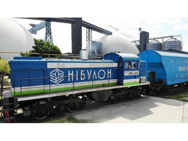 НІБУЛОН придбав маневровий локомотив для станції Миколаїв Рис.3