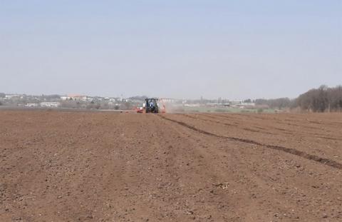 Дніпропетровщина посіяла 10% ярих зернових Рис.1