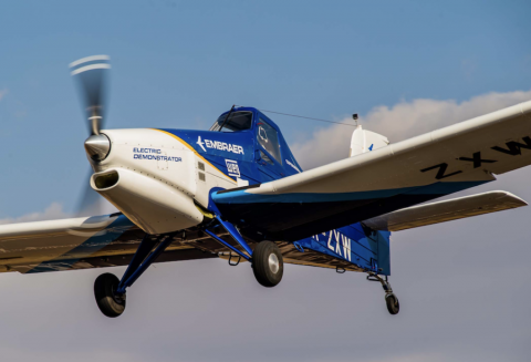 Бразильці почали льотні випробування електричного сільськогосподарського літака Рис.1