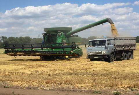 На Херсонщині завершилися жнива озимої пшениці Рис.1