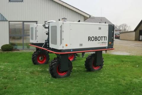 AgroIntelli запускає новий польовий робот дальньої дії Robotti Рис.1