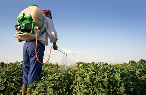 В Україні ґрунти обробляють забороненими в ЄС пестицидами Рис.1