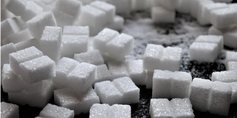 Кабінет Міністрів України скасував заборону на експорт цукру та проса Рис.1