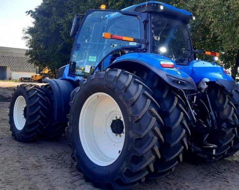 На Чернігівщині запустили в роботу трактор нового покоління Рис.1