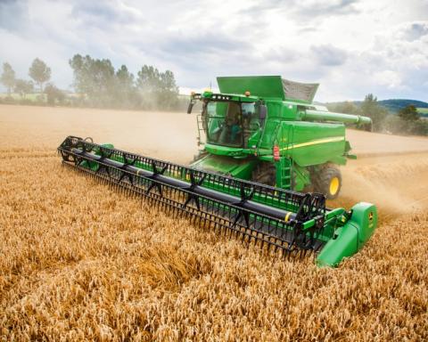 Польща йде на рекорд урожаю зерна Рис.1