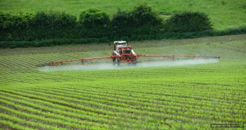 Аграрії забезпечені ЗЗР на 52% до потреби Рис.1