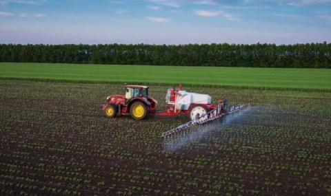 Франція прагне обійти заборону на пестициди, яка блокує експорт пшениці до Африки, - огляд іноземних ЗМІ 17-18.04.2023 Рис.1