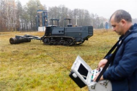 В Україні запрацювала перша вітчизняна машина для підготовки ґрунту до розмінування Рис.1