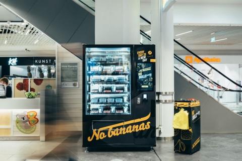 В Естонії представили нові автомати з продажу ягід Рис.1