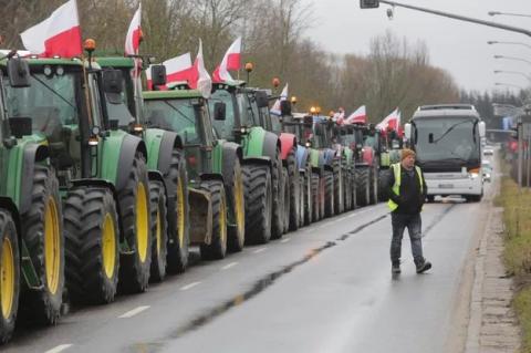 Уряд Польщі оголосив про перемовини з фермерами: такої розмови не було 30 років Рис.1